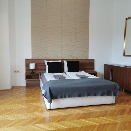 Jackquaters Apartment Budapest Exterior photo