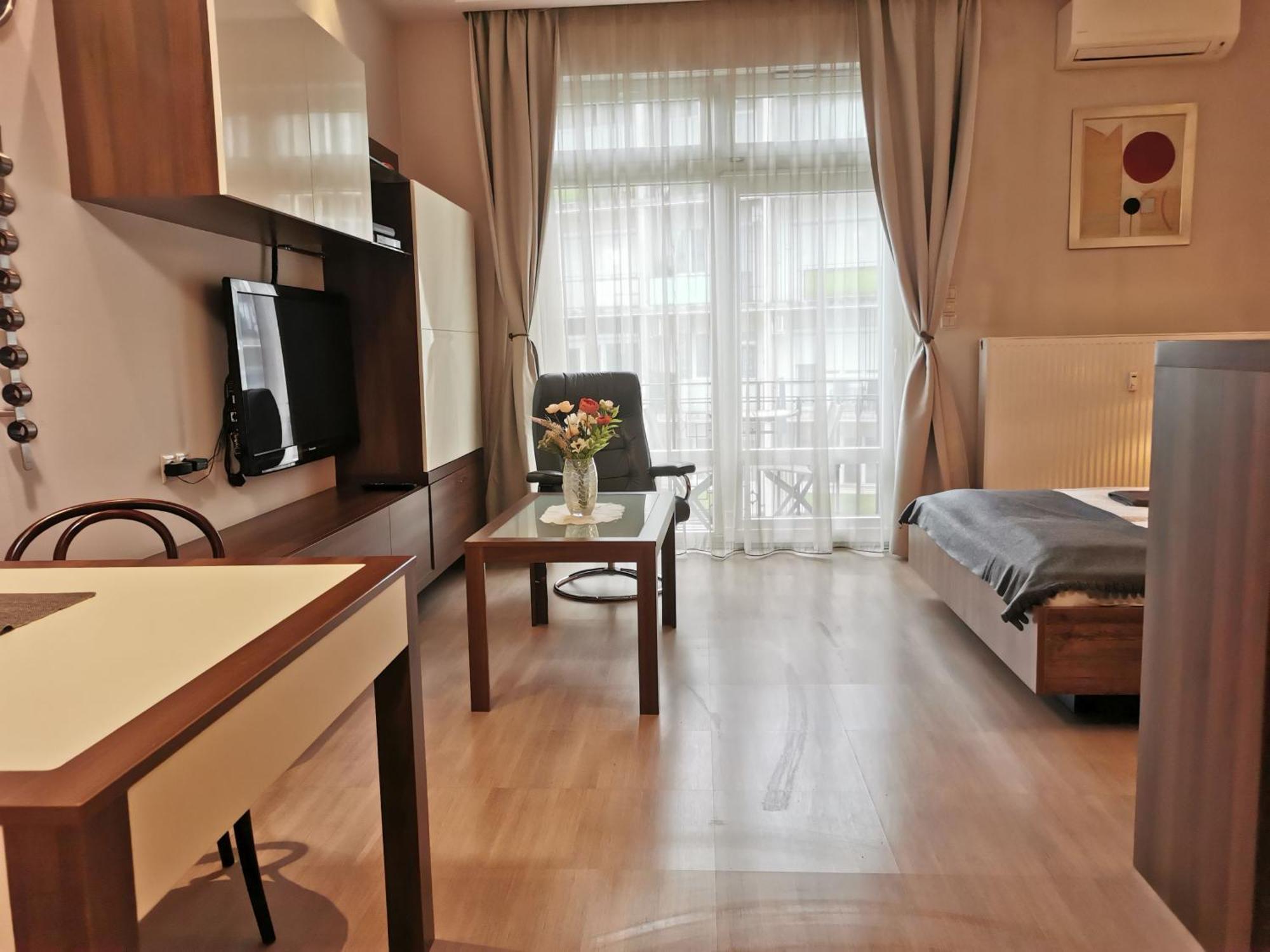 Jackquaters Apartment Budapest Exterior photo